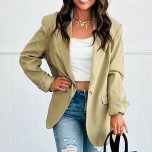 Solid Long Sleeve Blazer in Olive